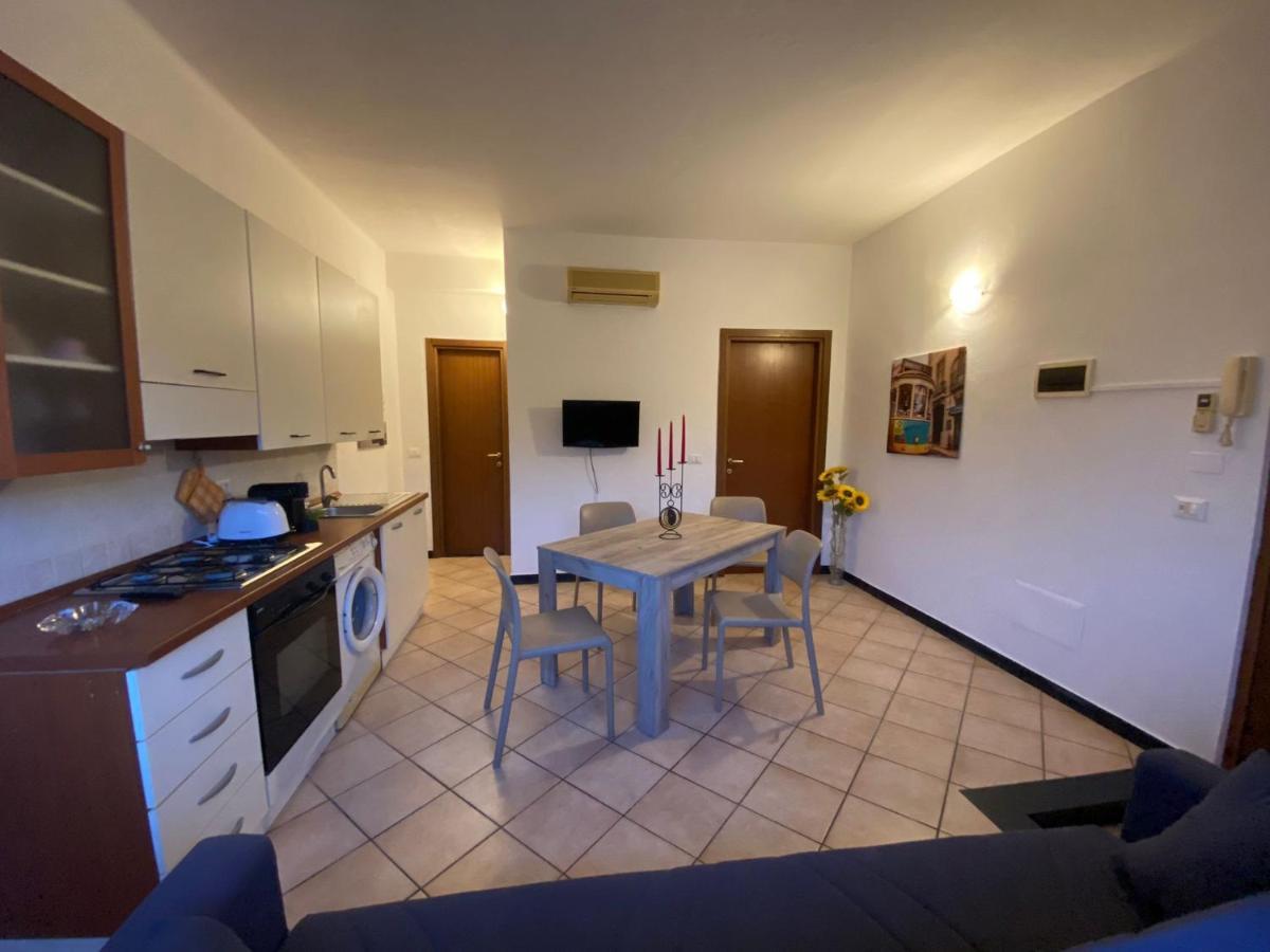 Right Bank House Villa Imperia Exterior photo